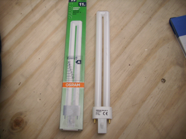 Osram dulux S 11W/2P 827